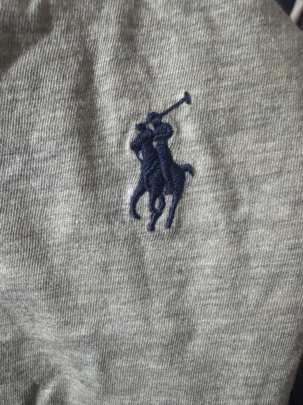 Ralph Lauren Women’s V-Neck Short Sleeve Tee - Heather Gray with Navy Pony - Picture 3 of 3